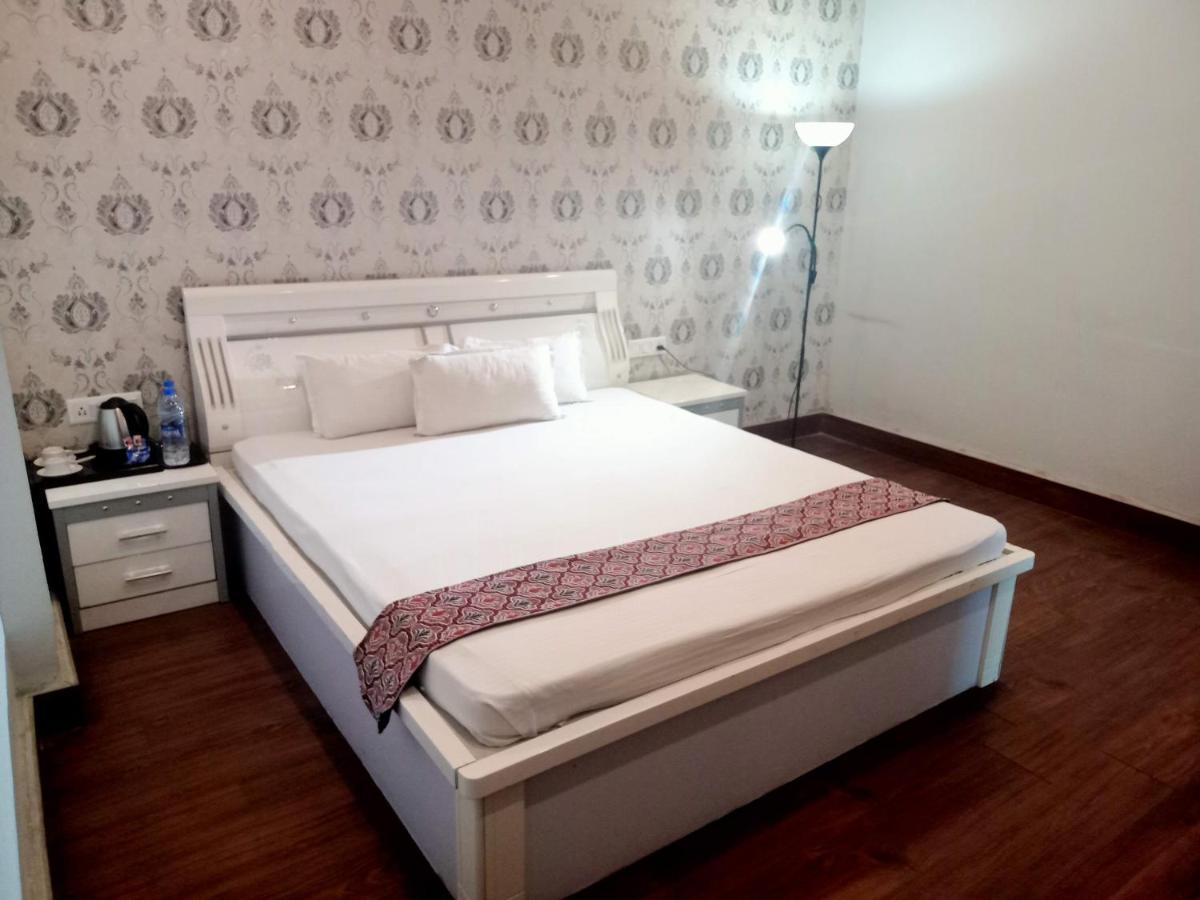 Ojas Hotel & Resort Durgāpur Εξωτερικό φωτογραφία