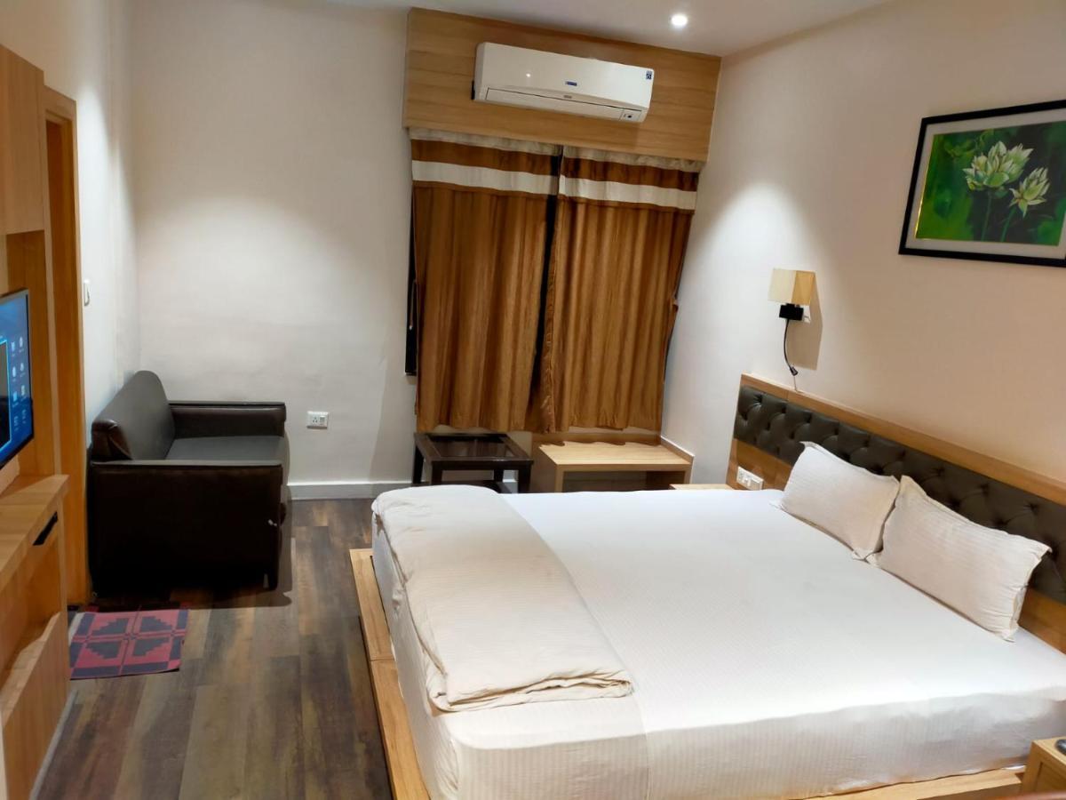 Ojas Hotel & Resort Durgāpur Εξωτερικό φωτογραφία