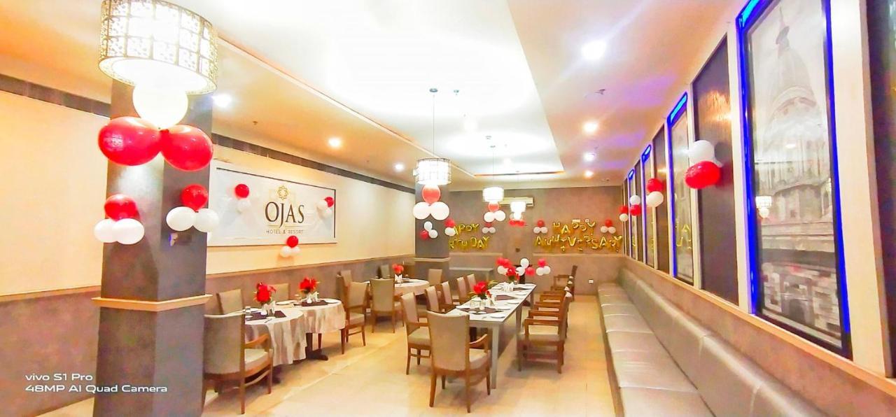 Ojas Hotel & Resort Durgāpur Εξωτερικό φωτογραφία